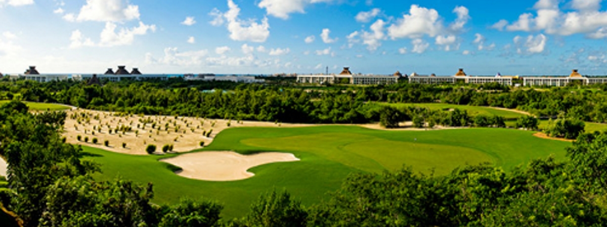 El Manglar Golf Course